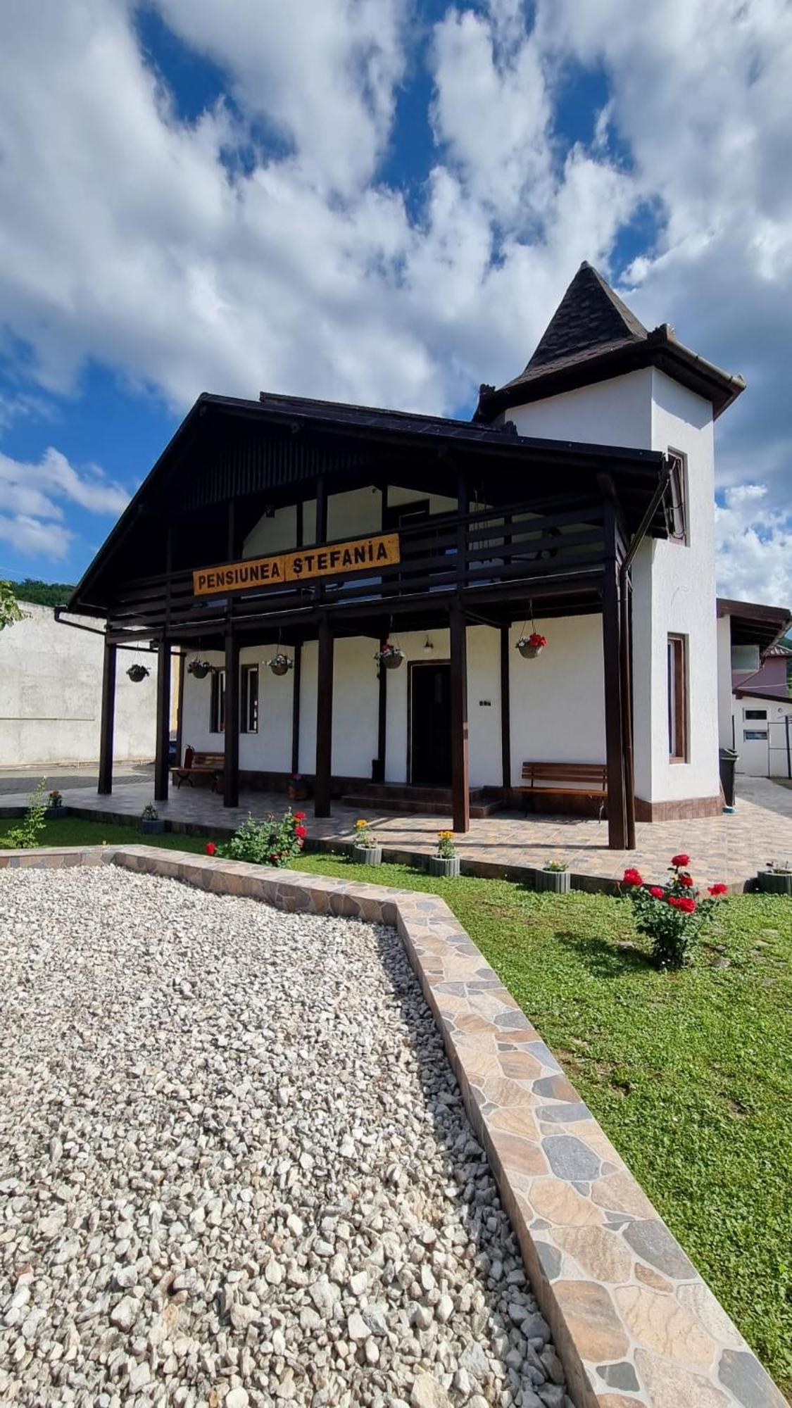 Pensiune Stefania Hunedoara Luaran gambar